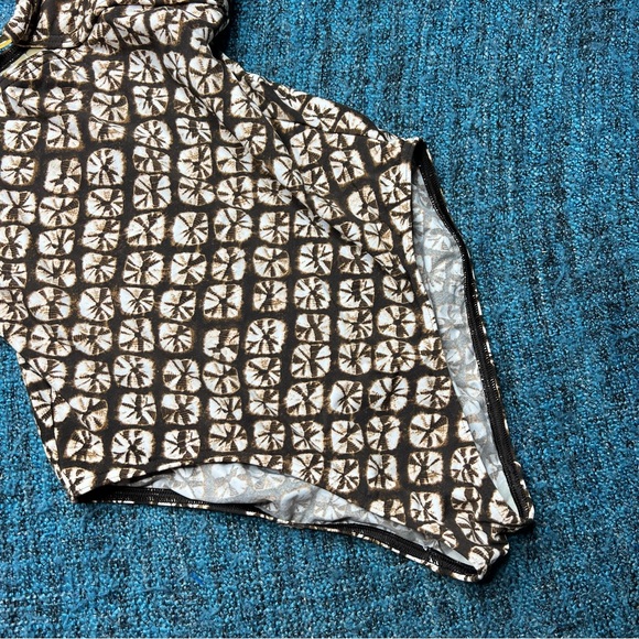 Michael Kors Brown Sand Dollar One Piece Swimsuit Size 10 - Picture 2 of 9